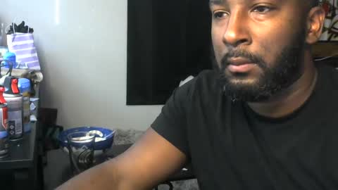 Snapshot of delta7012 chatting on 09/26/25, 03:49 delta7012 online show from 09/26/25, 03:49