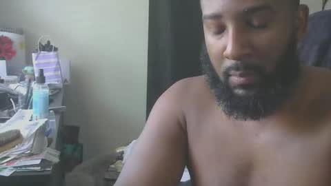 Snapshot of delta7012 chatting on 12/05/25, 04:58 delta7012 online show from 12/05/25, 04:58