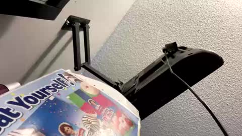 Snapshot of deluxxxeblu chatting on 02/27/25, 06:31 TankinBody online show from 02/27/25, 06:31