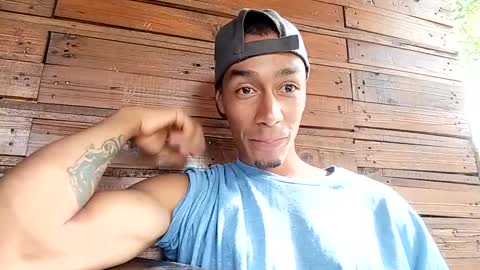 Snapshot of demarcous_nm chatting on 09/28/25, 08:03 D.C online show from 09/28/25, 08:03