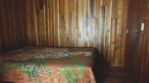 Snapshot of demarcous_nm chatting on 10/09/25, 12:19 D.C online show from 10/09/25, 12:19