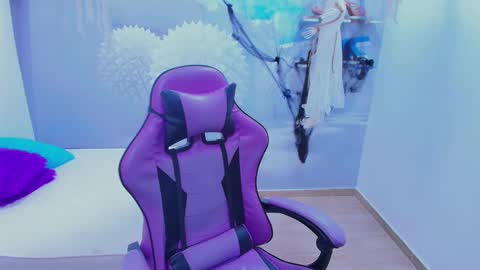 DEMI online show from 11/01/25, 12:29