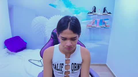 DEMI online show from 11/25/25, 11:43