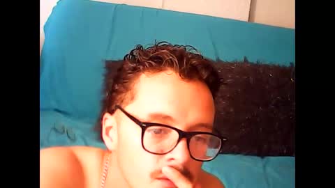 Snapshot of demian_lulu chatting on 10/25/25, 07:08 demian_lulu online show from 10/25/25, 07:08
