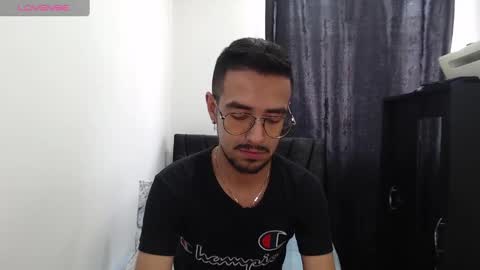 Snapshot of demian_val_4 chatting on 03/05/25, 05:08 demian_val_4 online show from 03/05/25, 05:08