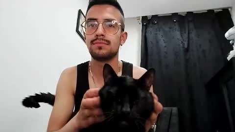 Snapshot of demian_val_4 chatting on 12/01/25, 10:26 demian_val_4 online show from 12/01/25, 10:26