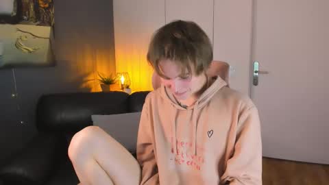 Snapshot of demianenglen chatting on 03/28/26, 08:52 demianenglen online show from 03/28/26, 08:52