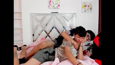 Demian and Salvatore online show from 09/19/25, 05:57