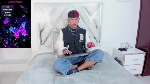 Demian and Salvatore online show from 09/29/25, 11:37