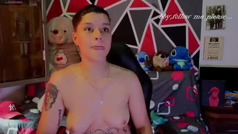 Snapshot of demimoore222 chatting on 11/14/25, 07:12 DEMI online show from 11/14/25, 07:12