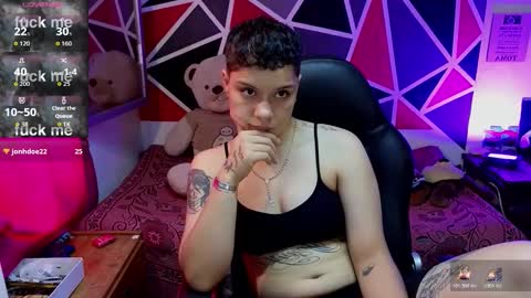 Snapshot of demimoore222 chatting on 12/19/25, 03:30 DEMI online show from 12/19/25, 03:30