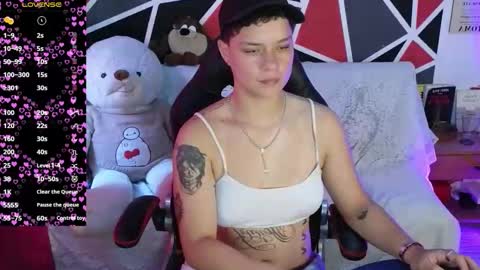 Snapshot of demimoore222 chatting on 03/21/26, 06:11 DEMI online show from 03/21/26, 06:11