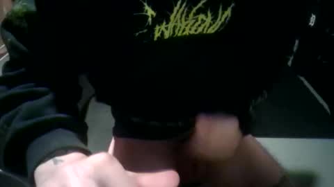 Snapshot of demondickxxx chatting on 06/10/26, 02:23 demondickxxx online show from 06/10/26, 02:23