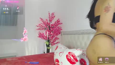 Snapshot of demonessssa chatting on 01/15/25, 07:37 Lana online show from 01/15/25, 07:37