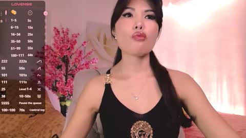 Snapshot of demonessssa chatting on 02/28/26, 04:02 Lana online show from 02/28/26, 04:02