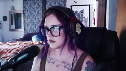 Demoness Mina online show from 10/21/25, 08:53