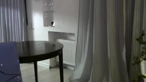 den1081 online show from 12/21/25, 05:20