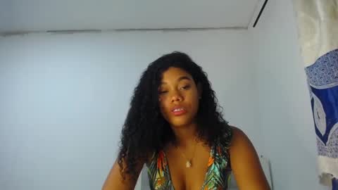 Snapshot of dena_k_ chatting on 02/11/25, 10:59 Dena k s online show from 02/11/25, 10:59