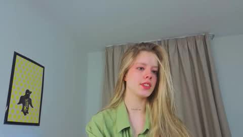 Emma online show from 03/19/26, 06:06