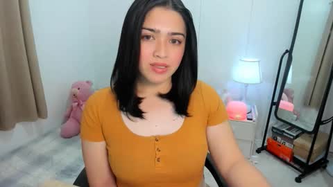 Snapshot of dencyleander chatting on 11/08/25, 10:48 Demi online show from 11/08/25, 10:48