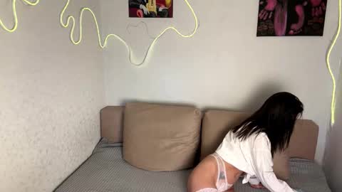 Kate online show from 02/21/26, 08:15