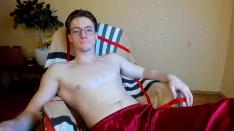 Snapshot of deni_boy99 chatting on 02/20/25, 10:15 Deni online show from 02/20/25, 10:15