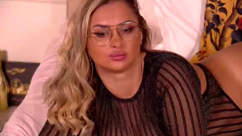 Ela online show from 10/29/25, 11:28