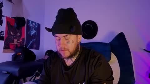 Snapshot of denjig chatting on 02/01/26, 02:10 Oliver online show from 02/01/26, 02:10