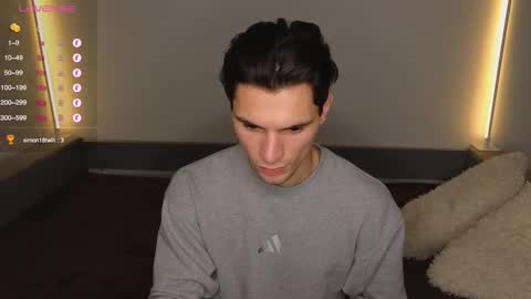 Snapshot of denlover chatting on 12/18/25, 01:11 Den online show from 12/18/25, 01:11