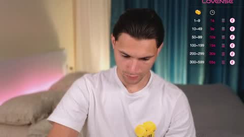 Snapshot of denlover chatting on 05/13/26, 09:39 Den online show from 05/13/26, 09:39