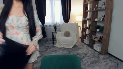 Mikky online show from 11/14/25, 08:24