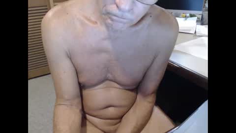 Den  Jet online show from 10/06/25, 10:45