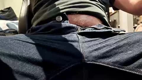 Snapshot of dennis210586 chatting on 02/22/26, 01:07 dennis210586 online show from 02/22/26, 01:07