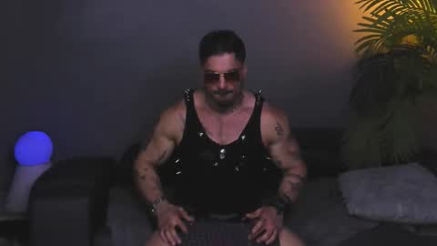 Snapshot of dennis_cox_ chatting on 12/03/25, 08:18 dennis_cox_ online show from 12/03/25, 08:18