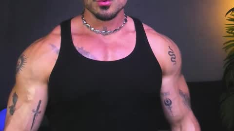 Snapshot of dennis_cox_ chatting on 12/05/25, 09:51 dennis_cox_ online show from 12/05/25, 09:51