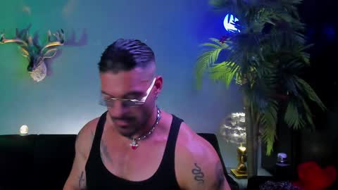 Snapshot of dennis_cox_ chatting on 04/01/26, 08:39 dennis_cox_ online show from 04/01/26, 08:39