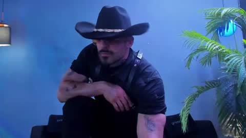 Snapshot of dennis_cox_ chatting on 07/09/26, 12:26 dennis_cox_ online show from 07/09/26, 12:26