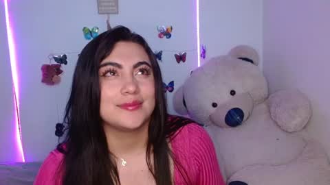 Snapshot of dennis_love_ chatting on 07/06/26, 03:14 rosse online show from 07/06/26, 03:14