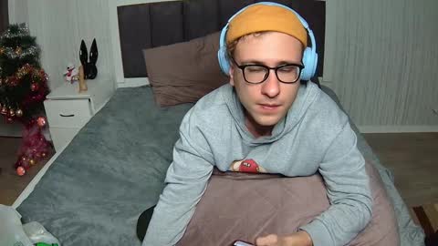 Dennis online show from 01/05/26, 05:27