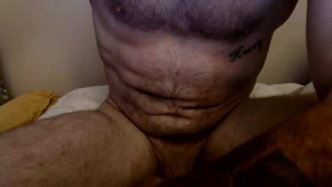 Snapshot of dennishungwell chatting on 09/10/25, 06:24 dennishungwell online show from 09/10/25, 06:24