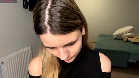 Denni online show from 03/18/26, 05:38