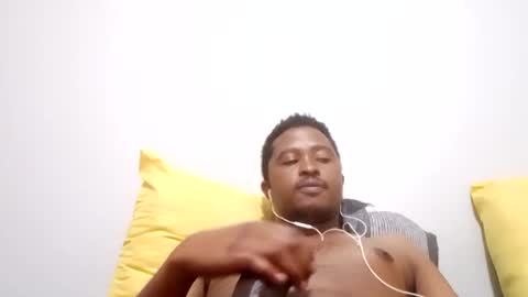 Snapshot of dentzo chatting on 02/19/26, 01:34 mastER blACK online show from 02/19/26, 01:34