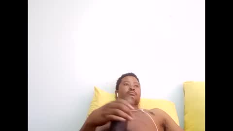 Snapshot of dentzo chatting on 02/21/26, 02:51 mastER blACK online show from 02/21/26, 02:51