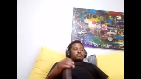 Snapshot of dentzo chatting on 03/04/26, 12:27 mastER blACK online show from 03/04/26, 12:27