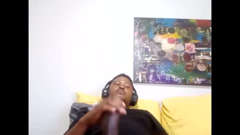 Snapshot of dentzo chatting on 03/05/26, 05:09 mastER blACK online show from 03/05/26, 05:09