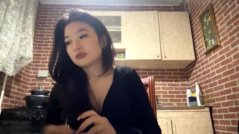 Emma online show from 02/15/26, 02:14