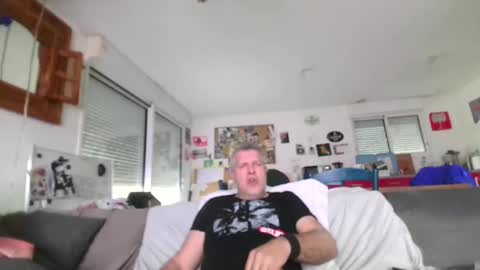 Snapshot of denzel455 chatting on 01/25/25, 10:29 denzel455 online show from 01/25/25, 10:29