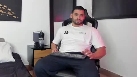 Dereck Vega online show from 12/07/24, 09:33