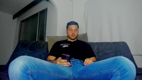 dereckhardd online show from 05/01/26, 02:05