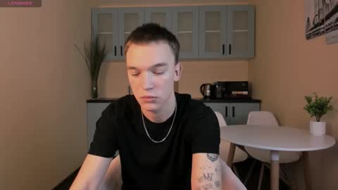 Derek online show from 11/13/25, 07:24